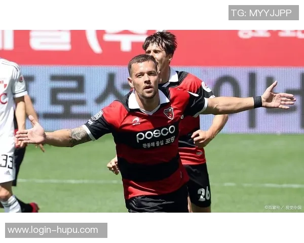 圣塔菲联与飓风的激烈对决揭示了足球战术的魅力与球队的拼搏精神